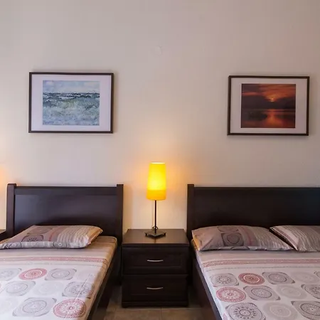 Sunset 펜션 토로니